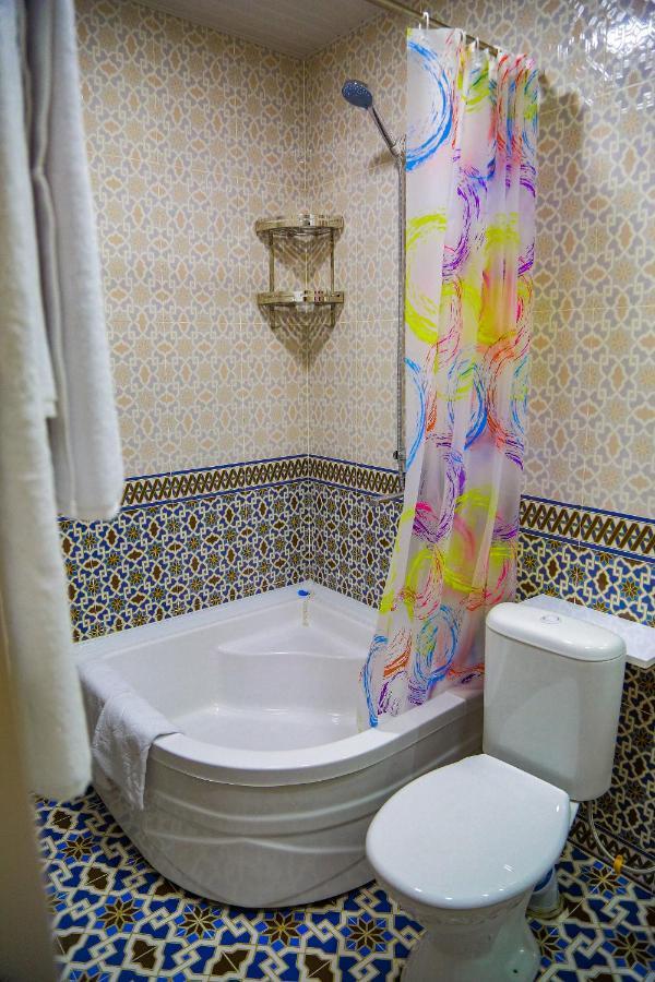 Old Gate Family Guest House Buxoro Luaran gambar